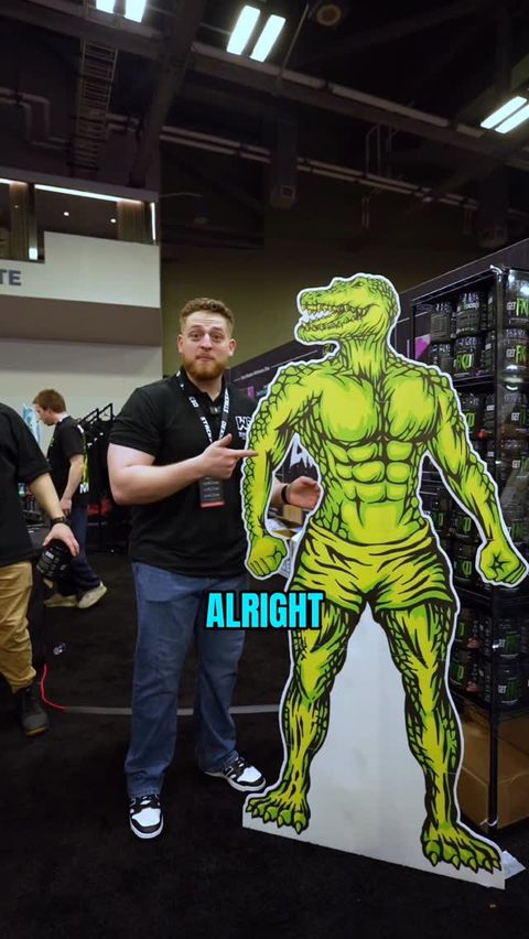 Caught up with Zach at the Arnold in the Stack3d pavilion and apparently claiming he’s hand-squeezing the lemons...
